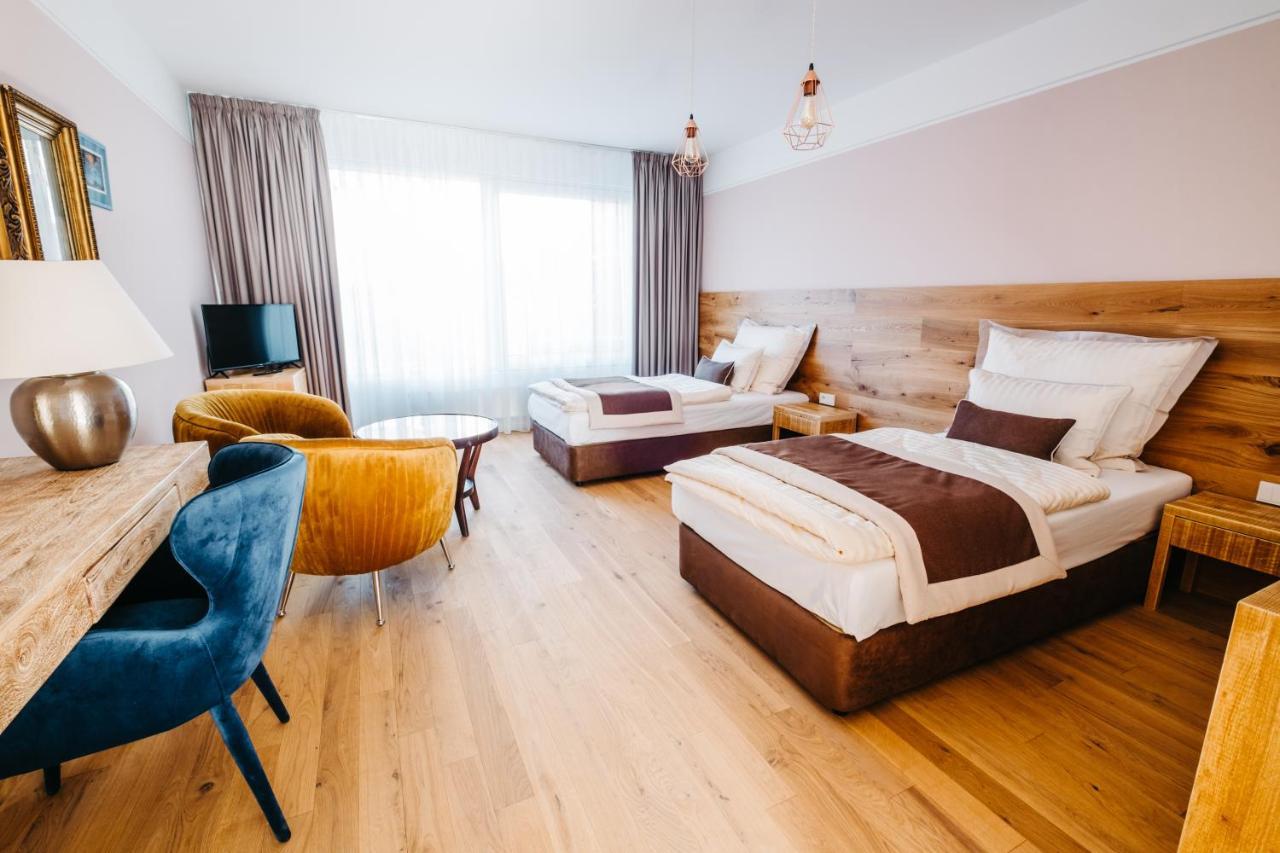 Boutique Hotel Corso Řevnice Eksteriør billede