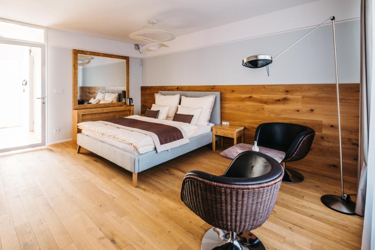 Boutique Hotel Corso Řevnice Eksteriør billede